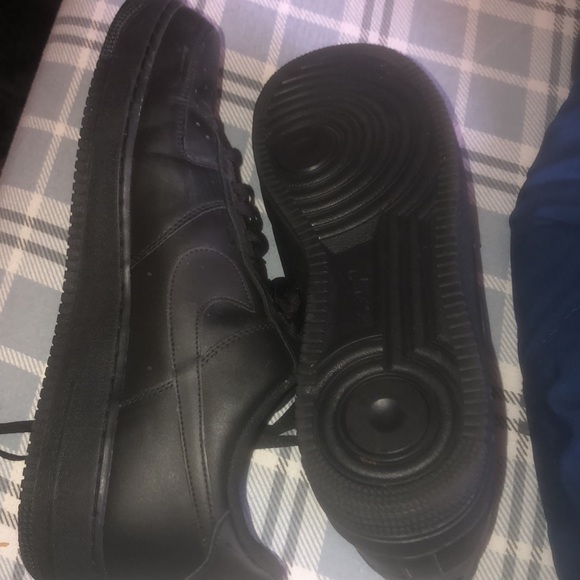Black Air Force 1s - Picture 2 of 4